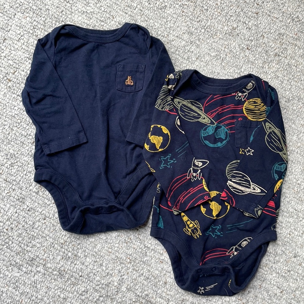 Baby gap bodysuits.